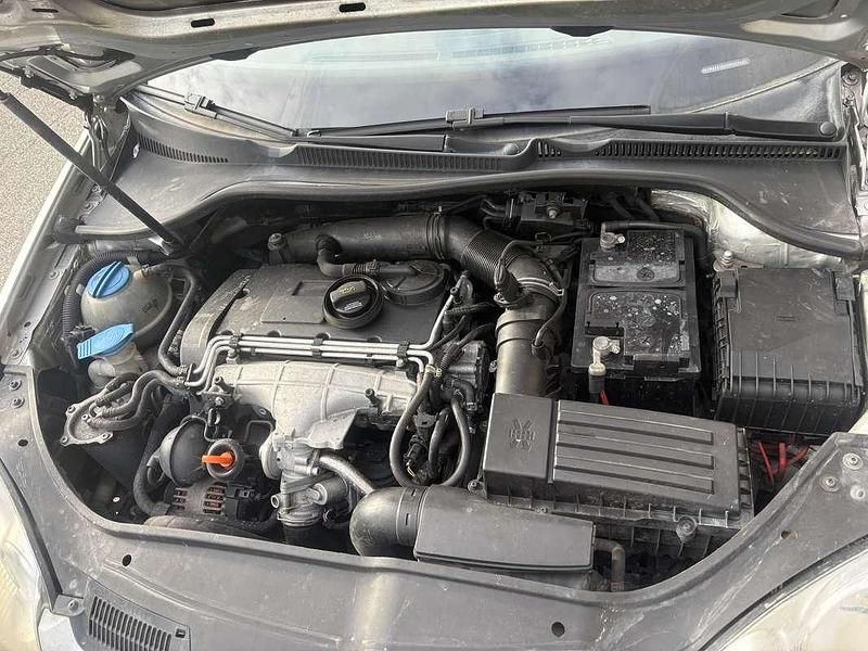 Usata VW Golf IV Sportline 140 CV (102 kW) 2005 Berlina