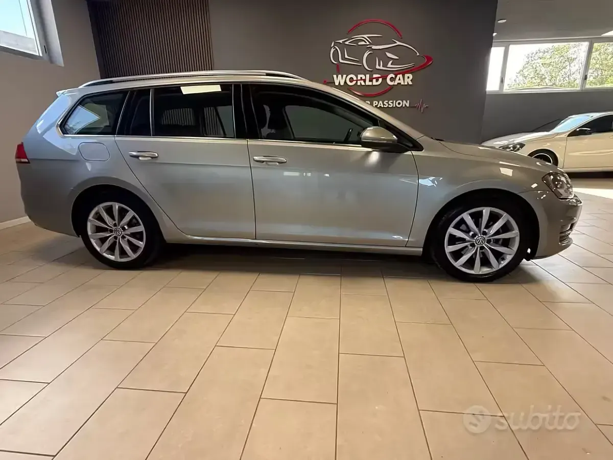 Begagnad VW Golf VII Business 110 HK (80 kW) 2014 Grå Kombi