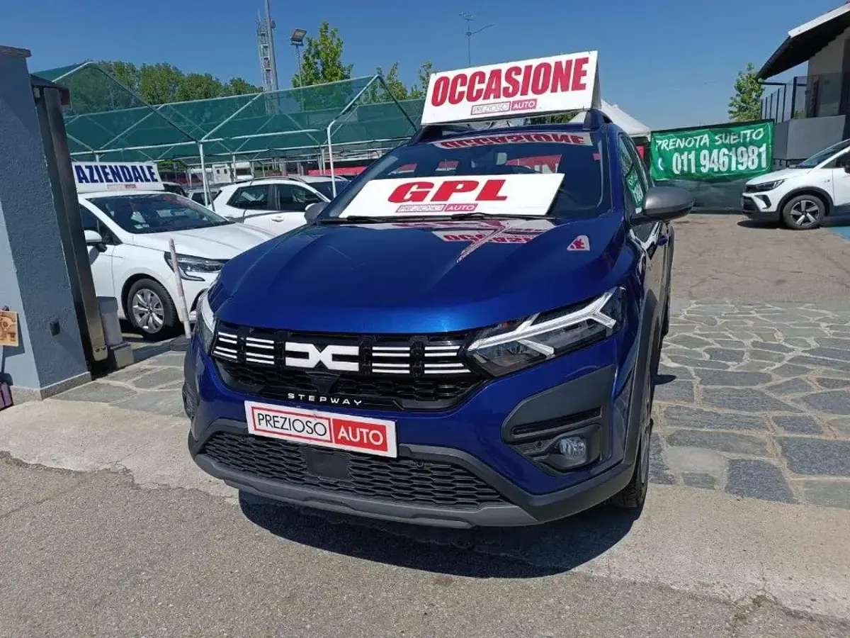 Usata Dacia Sandero Expression 101 CV (74 kW) 2023 Blu Berlina