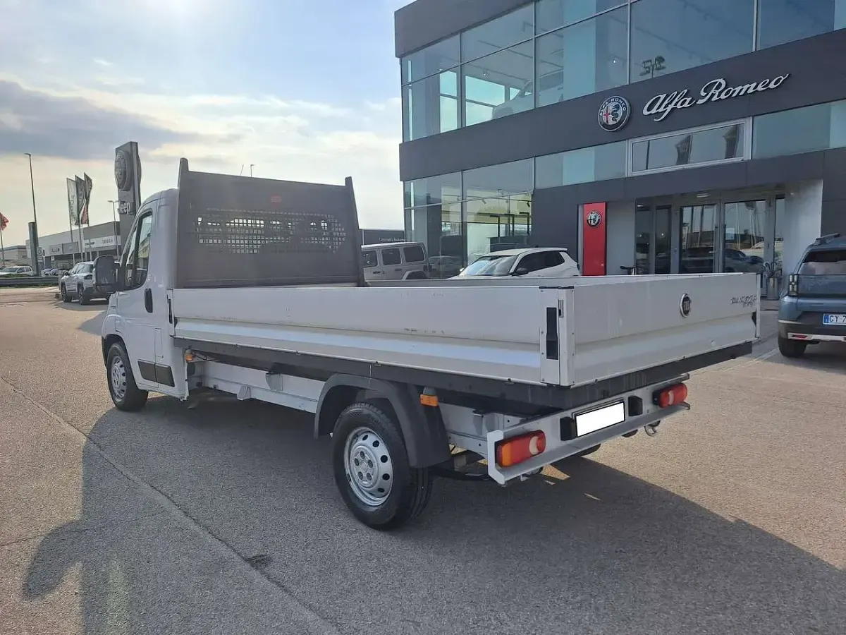 Usata Fiat Ducato 140 CV (102 kW) 2020 Bianco Furgone