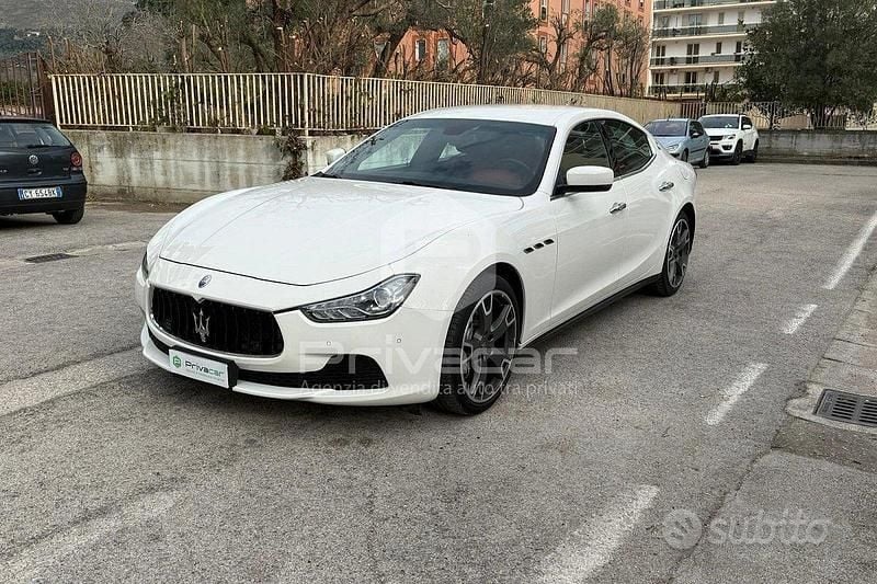 Usata Maserati Ghibli 250 CV (183 kW) 2015 Bianco Berlina