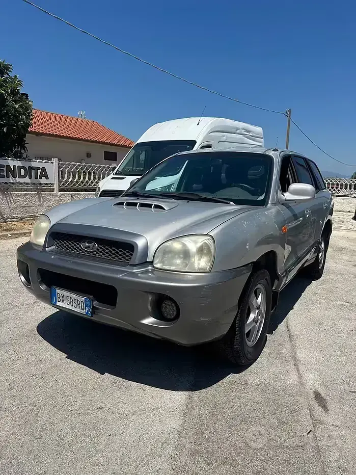 Usata Hyundai Santa Fe GLS 112 CV (82 kW) 2002 SUV