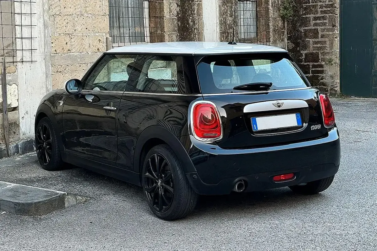 Usata Mini Cooper 136 CV (100 kW) 2014 Nero Utilitaria