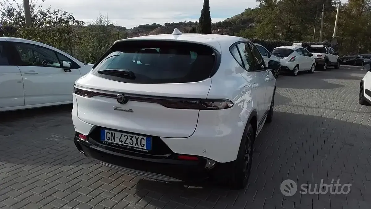 Usata Alfa Romeo Tonale Ti 131 CV (96 kW) 2023 Bianco SUV