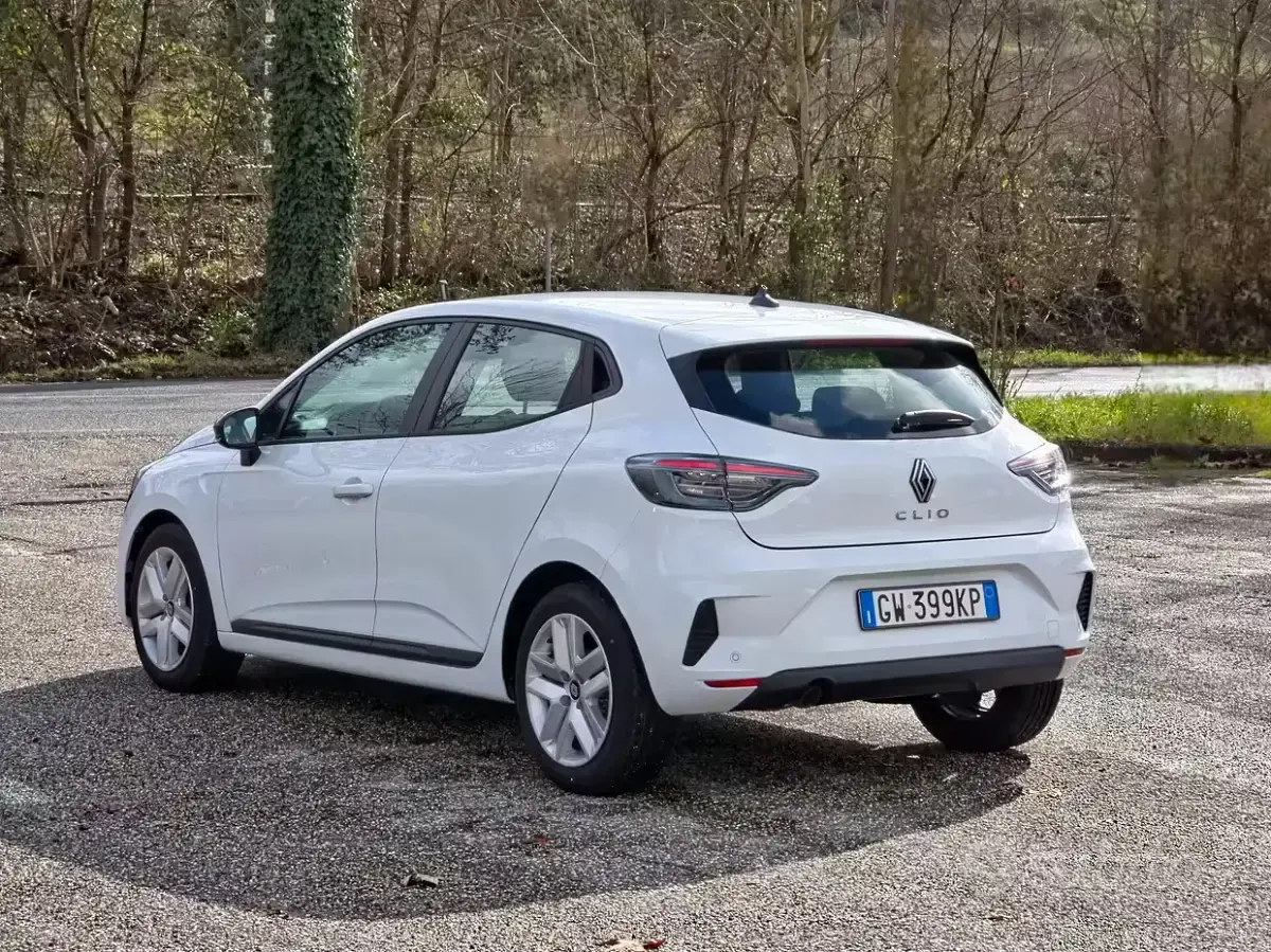 Nowe Renault Clio V Esprit Alpine 90 KM (66 kW) 2026 Biały Sedan/Limuzyna