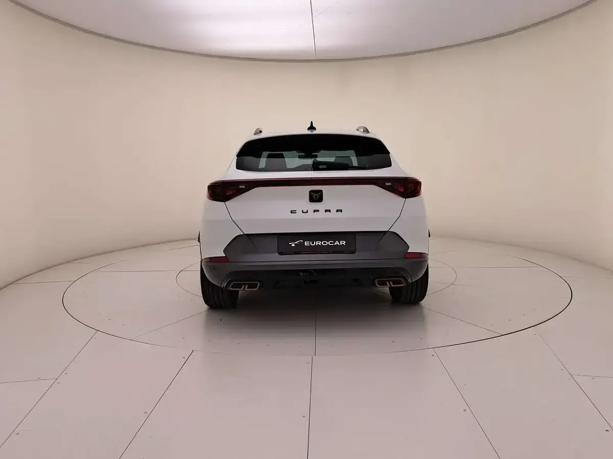 Usata Cupra Formentor 204 CV (150 kW) 2023 Bianco nevada SUV