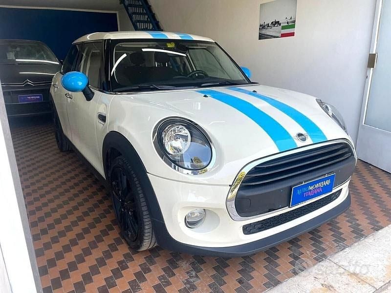 Usata Mini ONE 102 CV (75 kW) 2019 Bianco Utilitaria