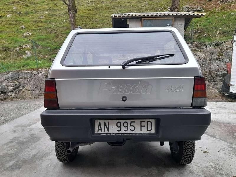 Usata Fiat Panda 4x4 Club 54 CV (39 kW) 1997 Argento Utilitaria