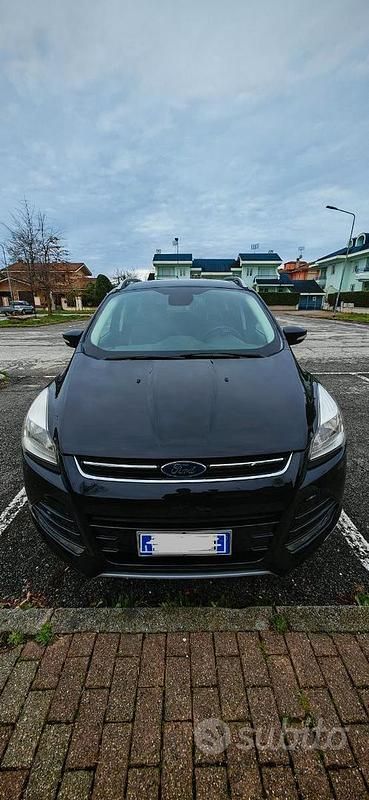Usata Ford Kuga Titanium 150 CV (110 kW) 2016 Nero SUV