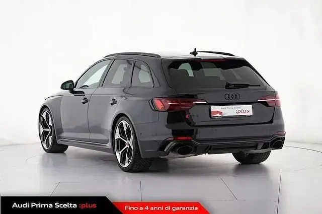Usata Audi RS4 Competition 450 CV (330 kW) 2024 Nero sebring cristallo Station wagon