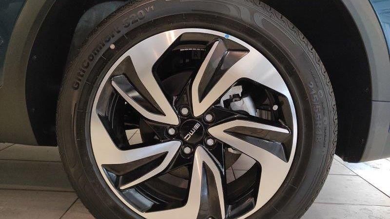 Nuova EMC SEI 147 CV (108 kW) 2026 New blu SUV