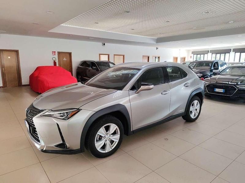 Argento Usata 2022 Lexus UX 250h SUV | 19.900 € (Super prezzo) - Immagine 1/4