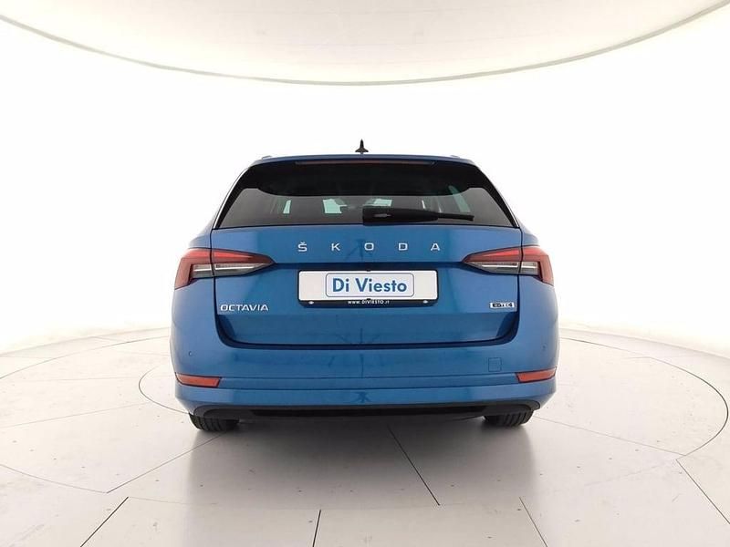 Usata Skoda Octavia Ambition 110 CV (80 kW) 2021 Blu race metallizzato Station wagon