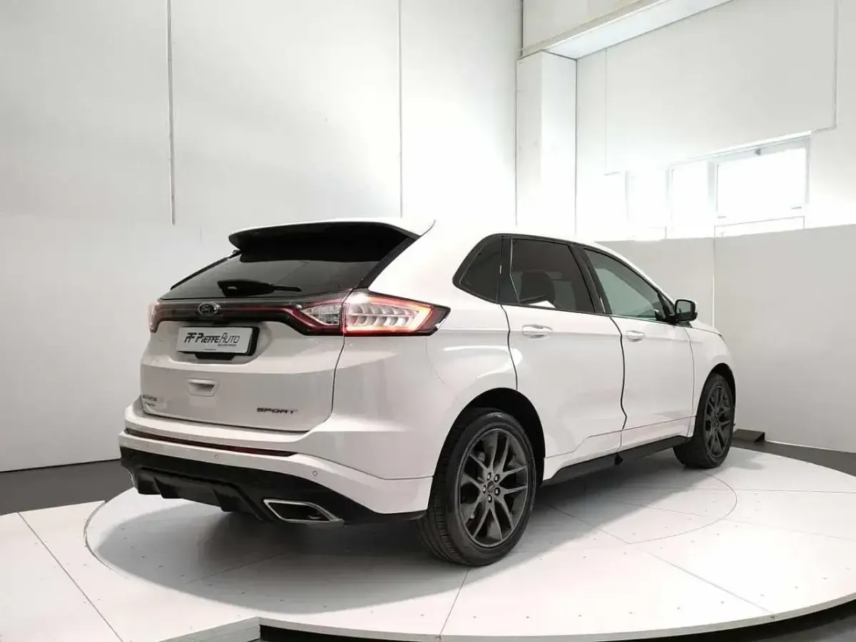 Usata Ford Edge Sport 209 CV (153 kW) 2016 Bianco SUV