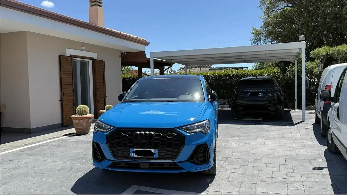 Usata Audi Q3 Sportback S-Line 150 CV (110 kW) 2020 Bluazzurro SUV