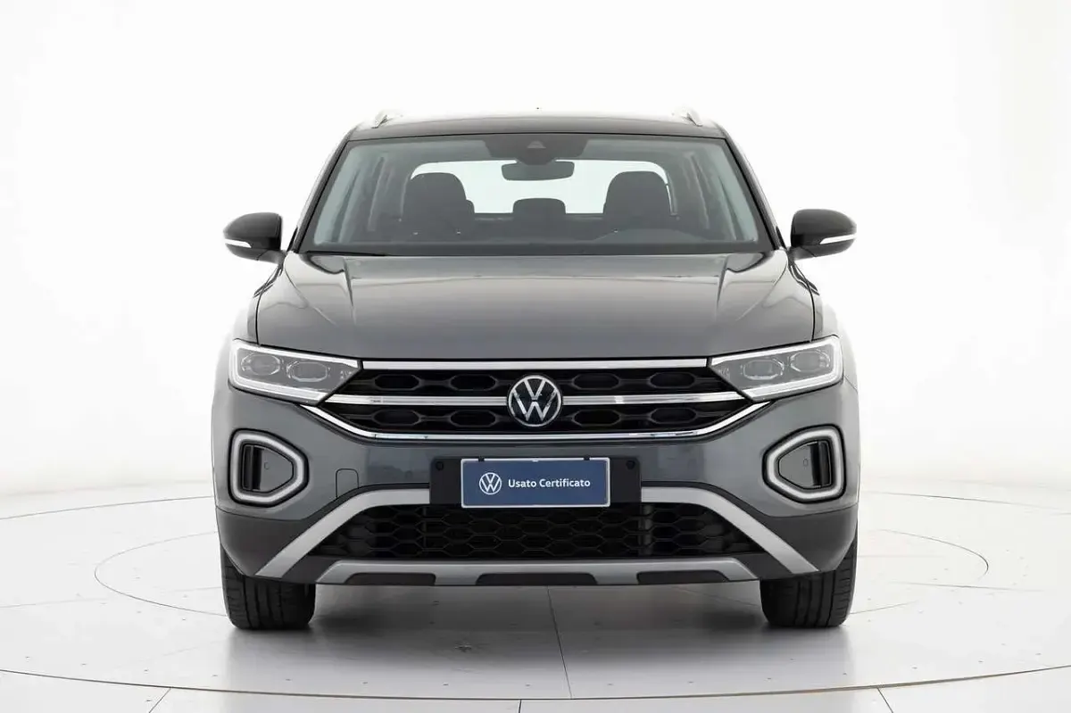 Usata VW T-Roc Style 116 CV (85 kW) 2025 Grigio SUV