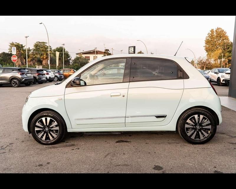 Usata Renault Twingo Techno 31 kW (43 CV) 2022 Blu/azzurro Utilitaria
