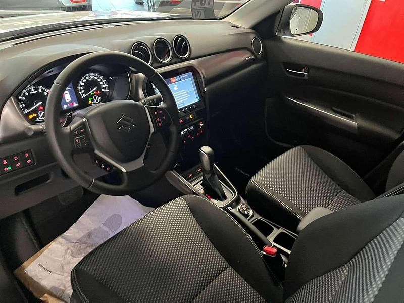 Nuova Suzuki Vitara 110 CV (80 kW) 2026 Bianco SUV