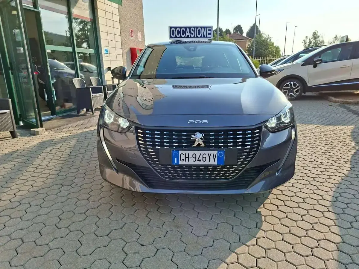 Usata Peugeot 208 Allure 75 CV (55 kW) 2022 Grigio Utilitaria