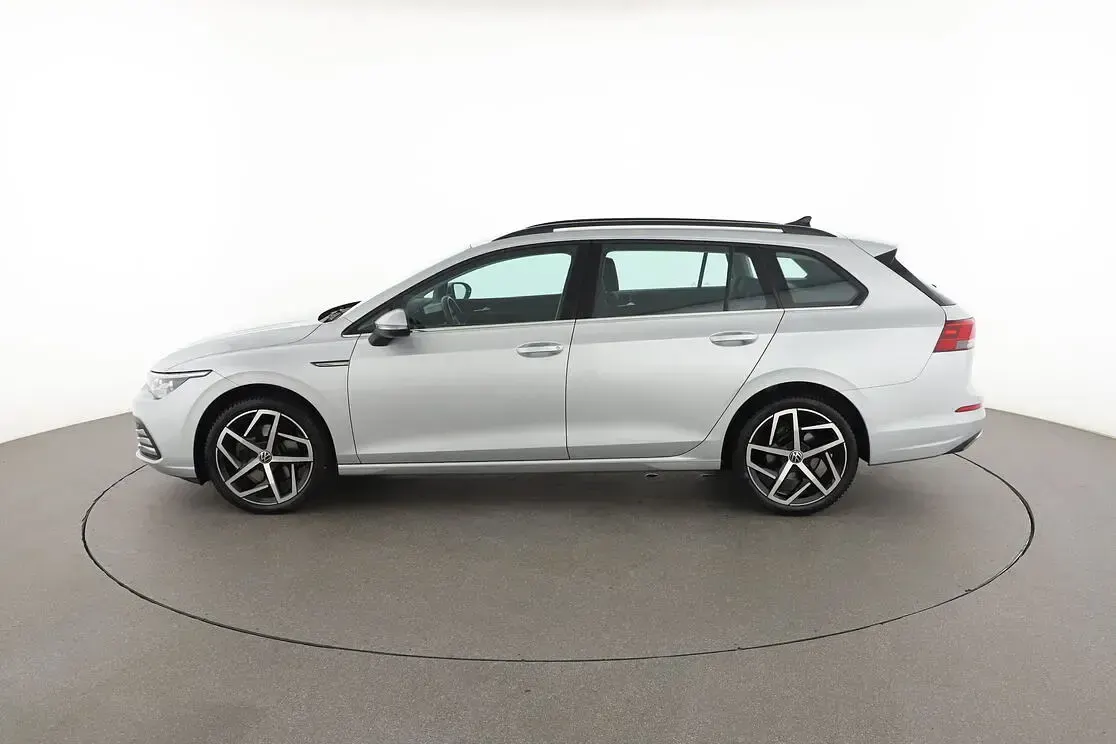 Usata VW Golf VIII Style 116 CV (85 kW) 2021 Argento Station wagon