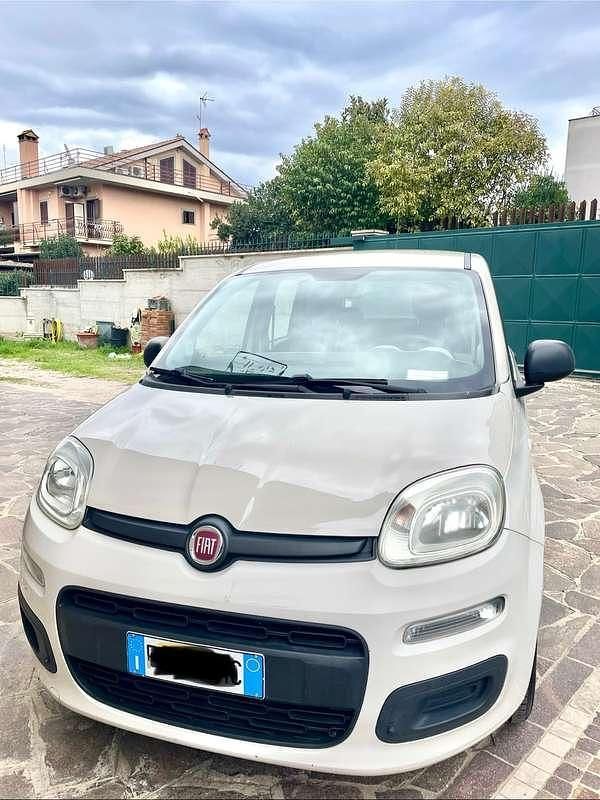 Usata Fiat Panda Easy 69 CV (50 kW) 2015 Utilitaria