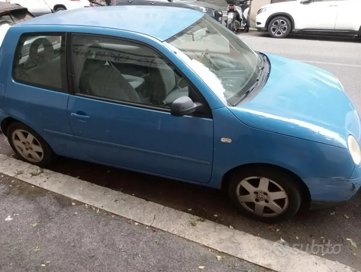 Usata VW Lupo 75 CV (55 kW) 2003 Bluazzurro Utilitaria