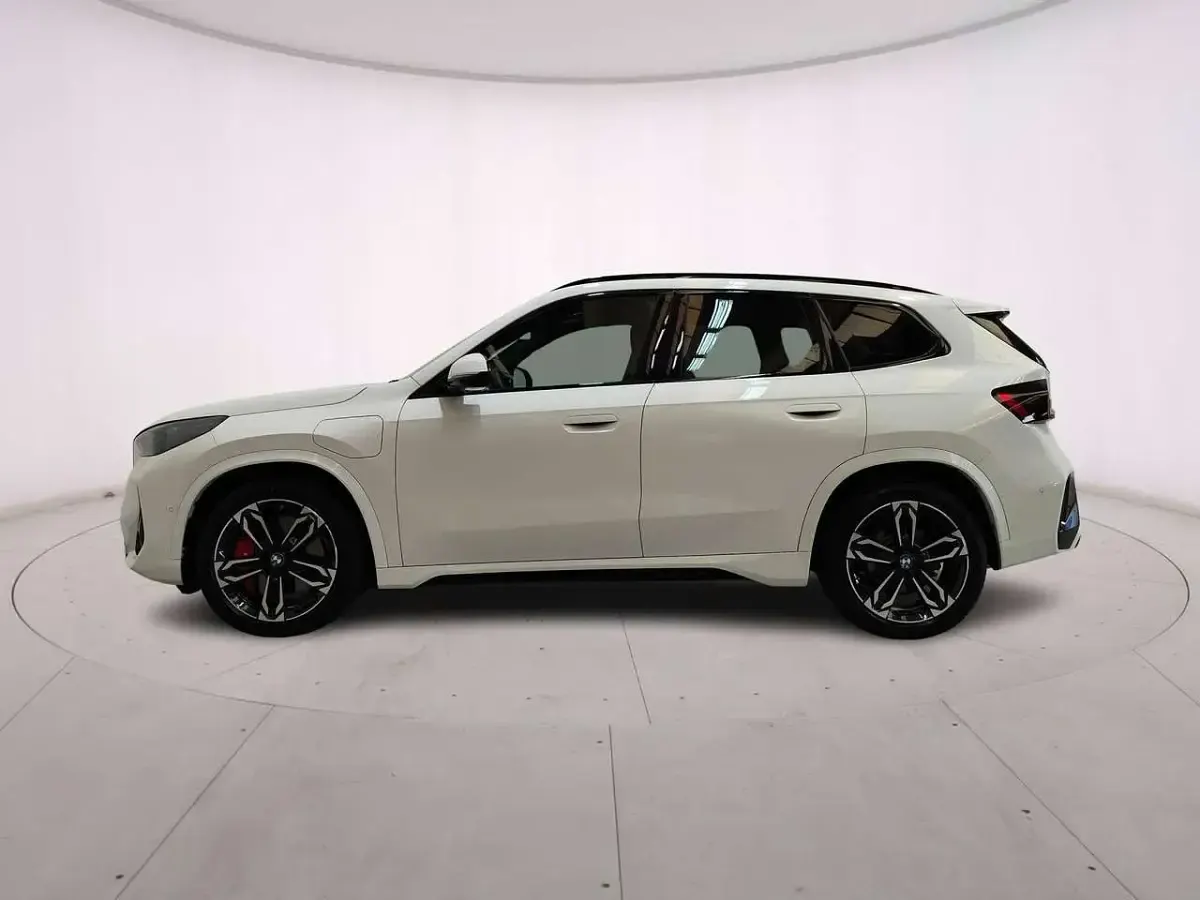 Usata BMW X1 M Sport 136 CV (100 kW) 2025 Alpin white SUV