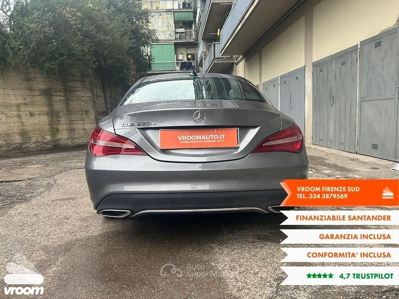 Usata Mercedes CLA220 Premium 177 CV (130 kW) 2016 Gray Berlina