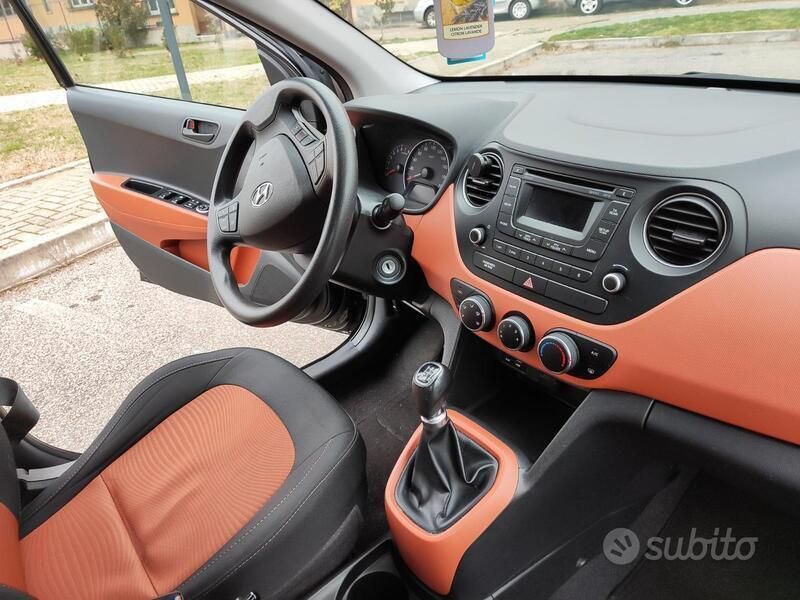 Usata Hyundai i10 91 CV (66 kW) 2014 Nero Utilitaria