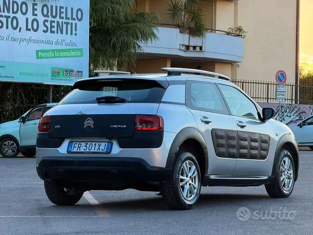 Usata Citroën C4 99 CV (72 kW) 2018 Grigio Berlina