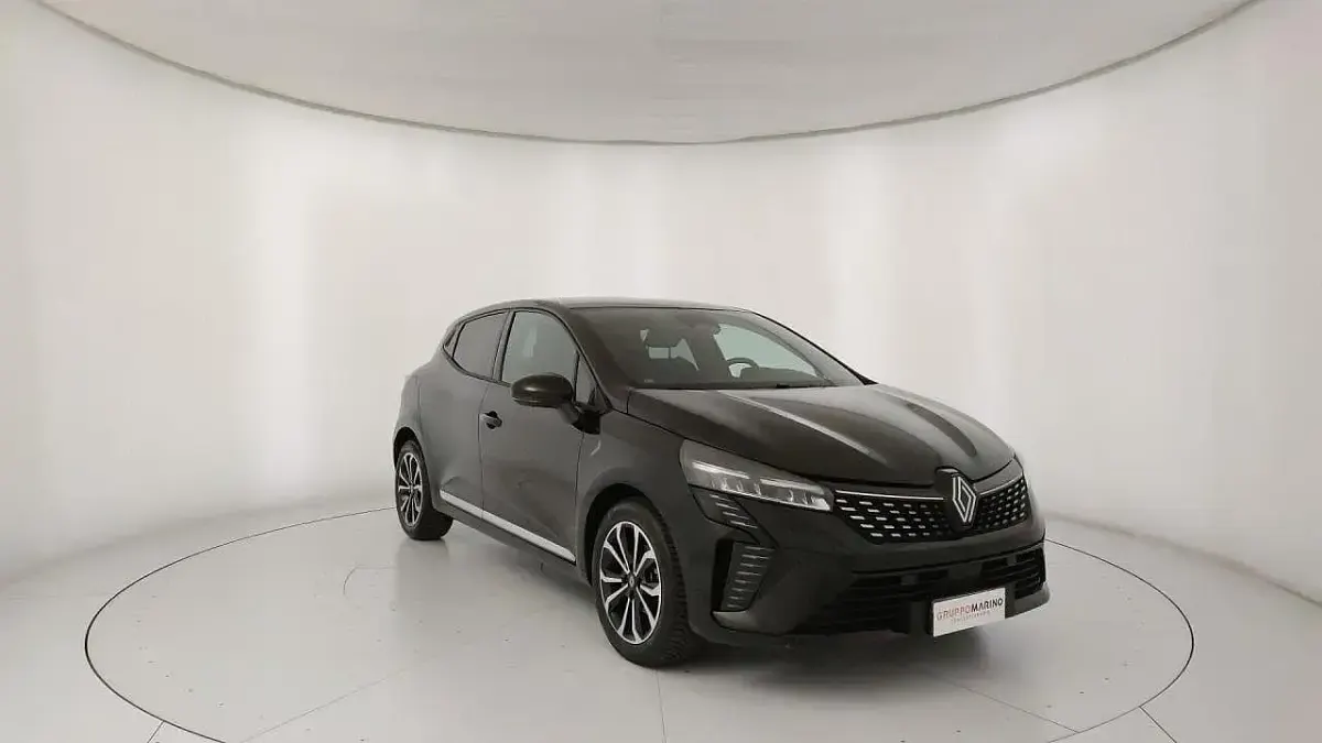 Usata Renault Clio Techno 90 CV (66 kW) 2025 Nero Utilitaria