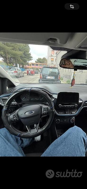 Usado Ford Fiesta 100 HP (73 kW) 2017 Branco Citadino