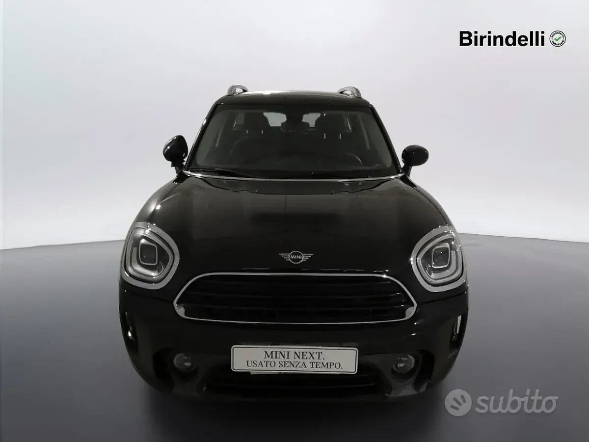 Usata Mini One Countryman Essential 102 CV (75 kW) 2021 Nero SUV