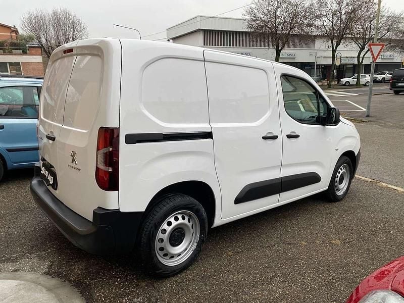 Usata Peugeot Partner 102 CV (75 kW) 2022 Bianco Monovolume