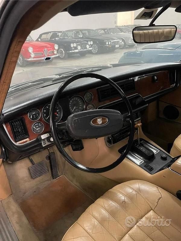 Usata Jaguar XJ12 1970 Blu Berlina