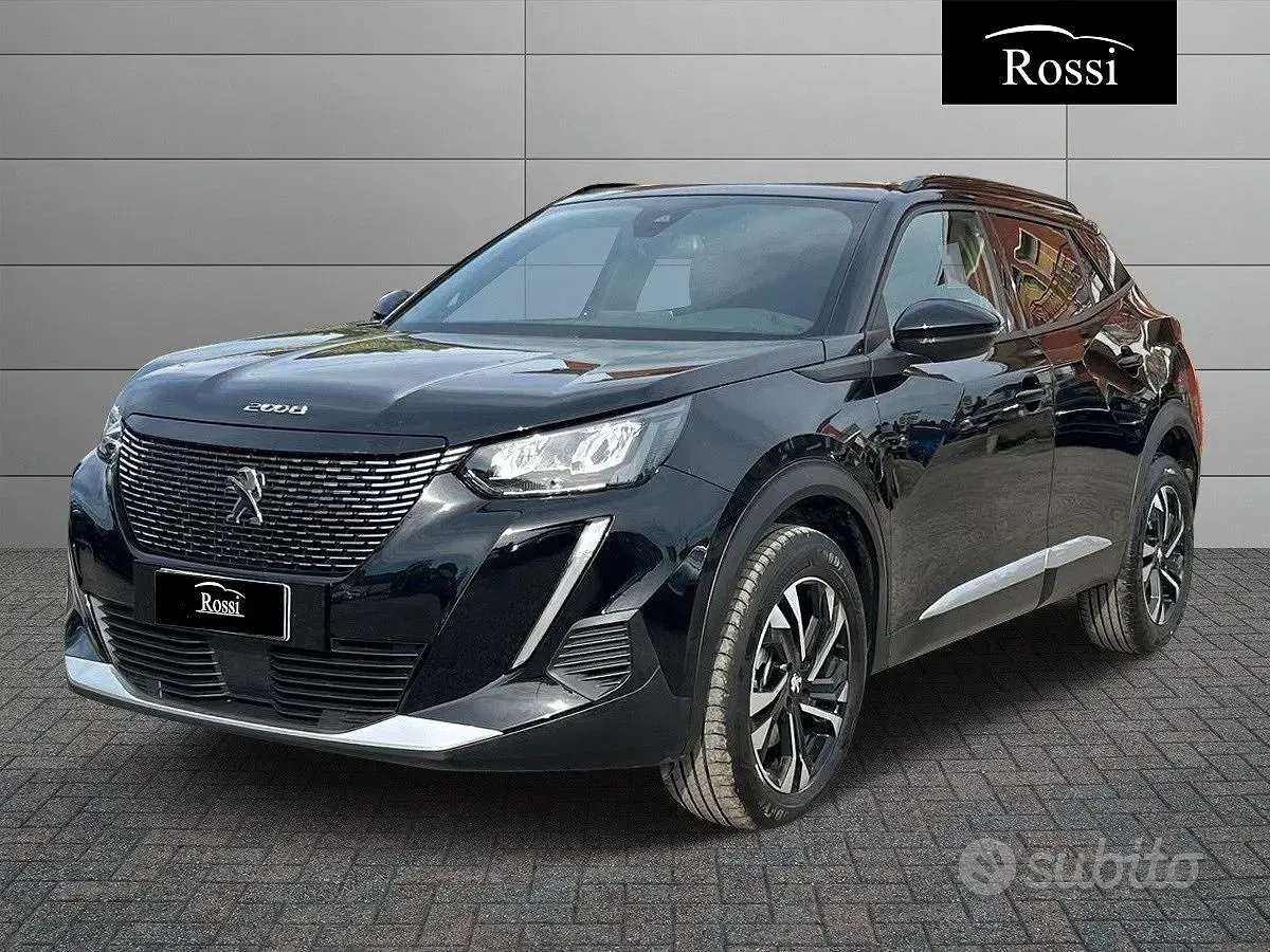 Usata Peugeot 2008 Allure 131 CV (96 kW) 2023 SUV