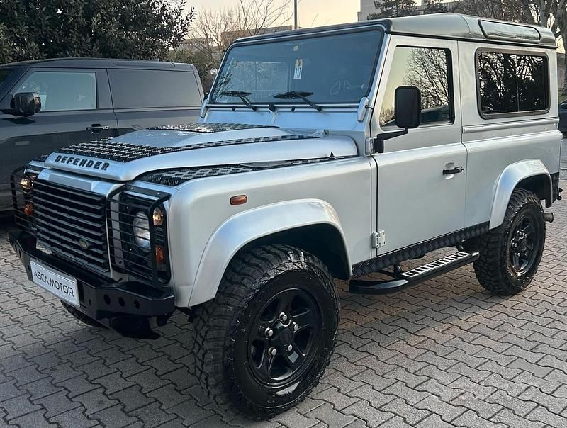 Usata Land Rover Defender S 122 CV (89 kW) 2008 Grigio Station wagon
