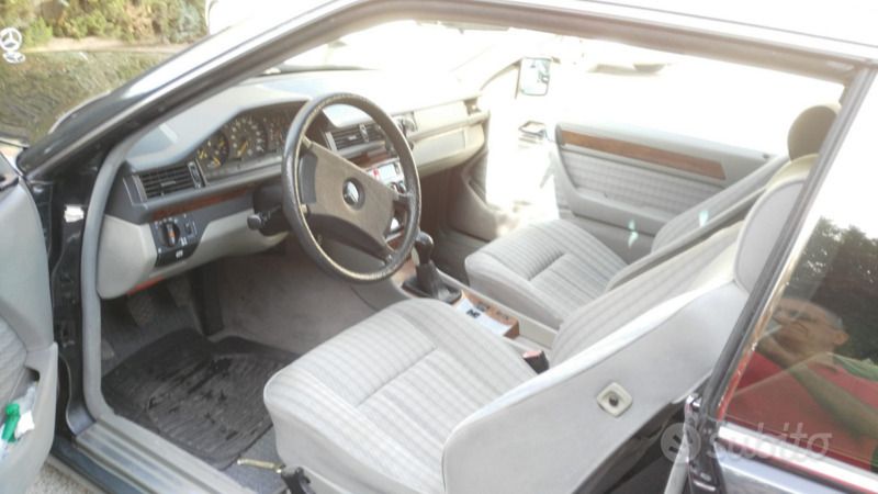 Usata Mercedes 230 1991 Grigio Coupé