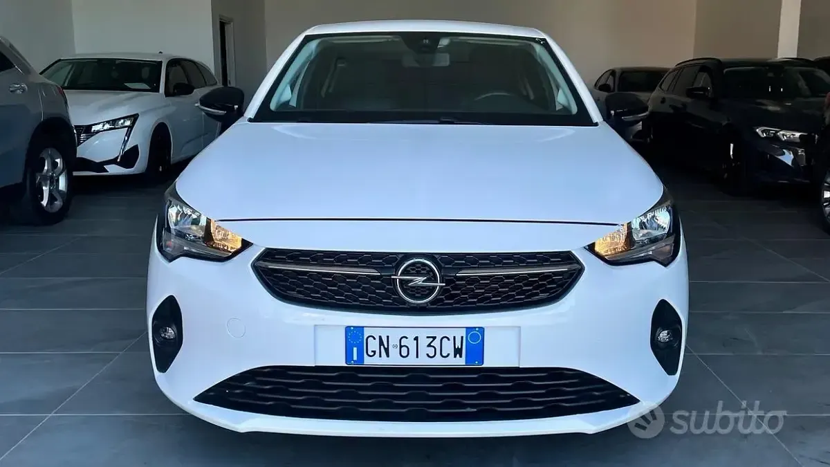 Usata Opel Corsa Elegance 75 CV (55 kW) 2023 Bianco Utilitaria