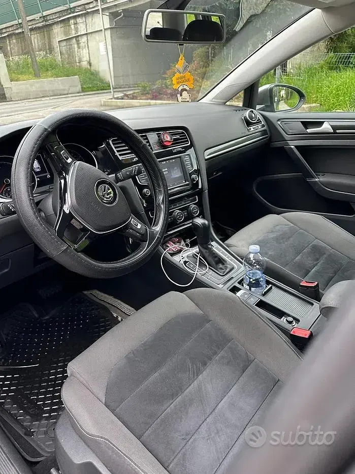 Usata VW Golf VII 110 CV (80 kW) 2015 Station wagon