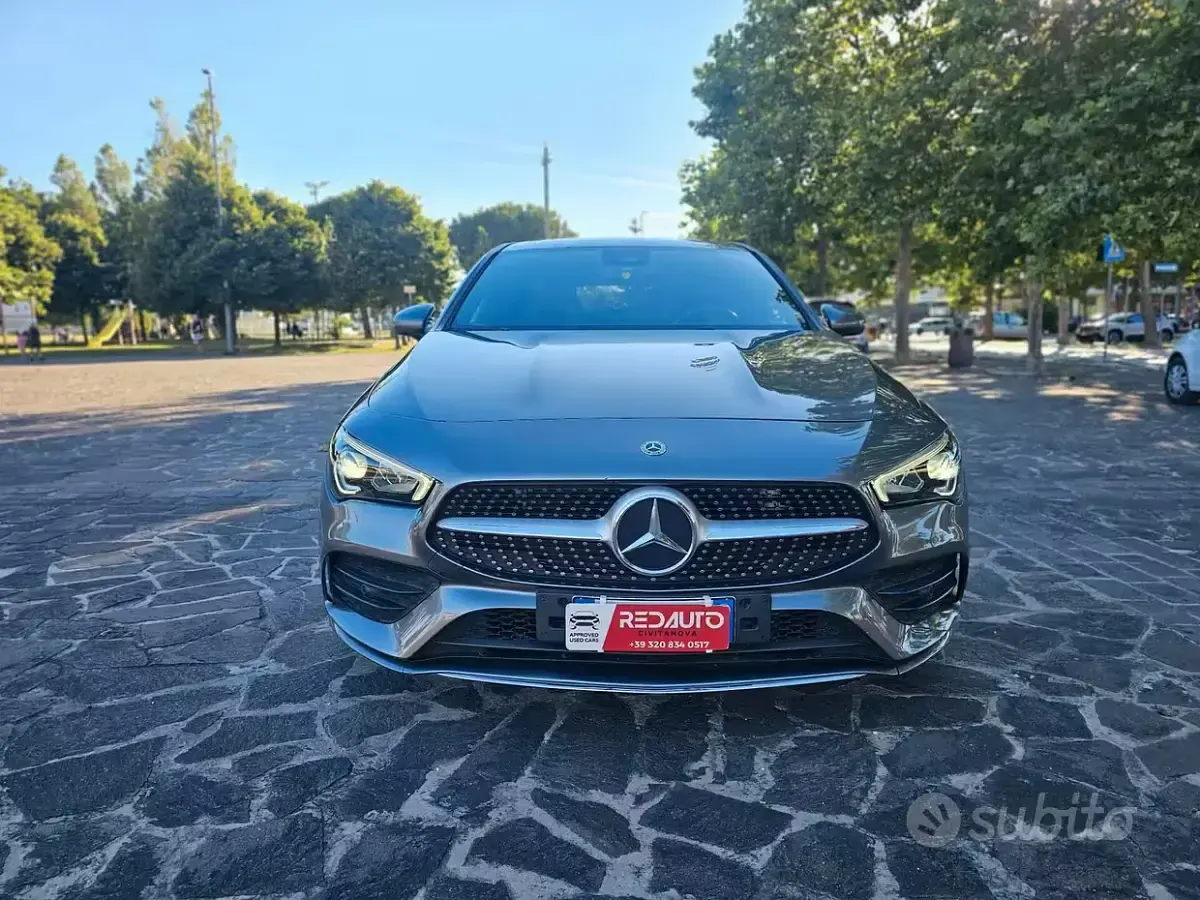 Usata Mercedes CLA220 Shooting Brake Premium 190 CV (139 kW) 2020 Grigio Station wagon