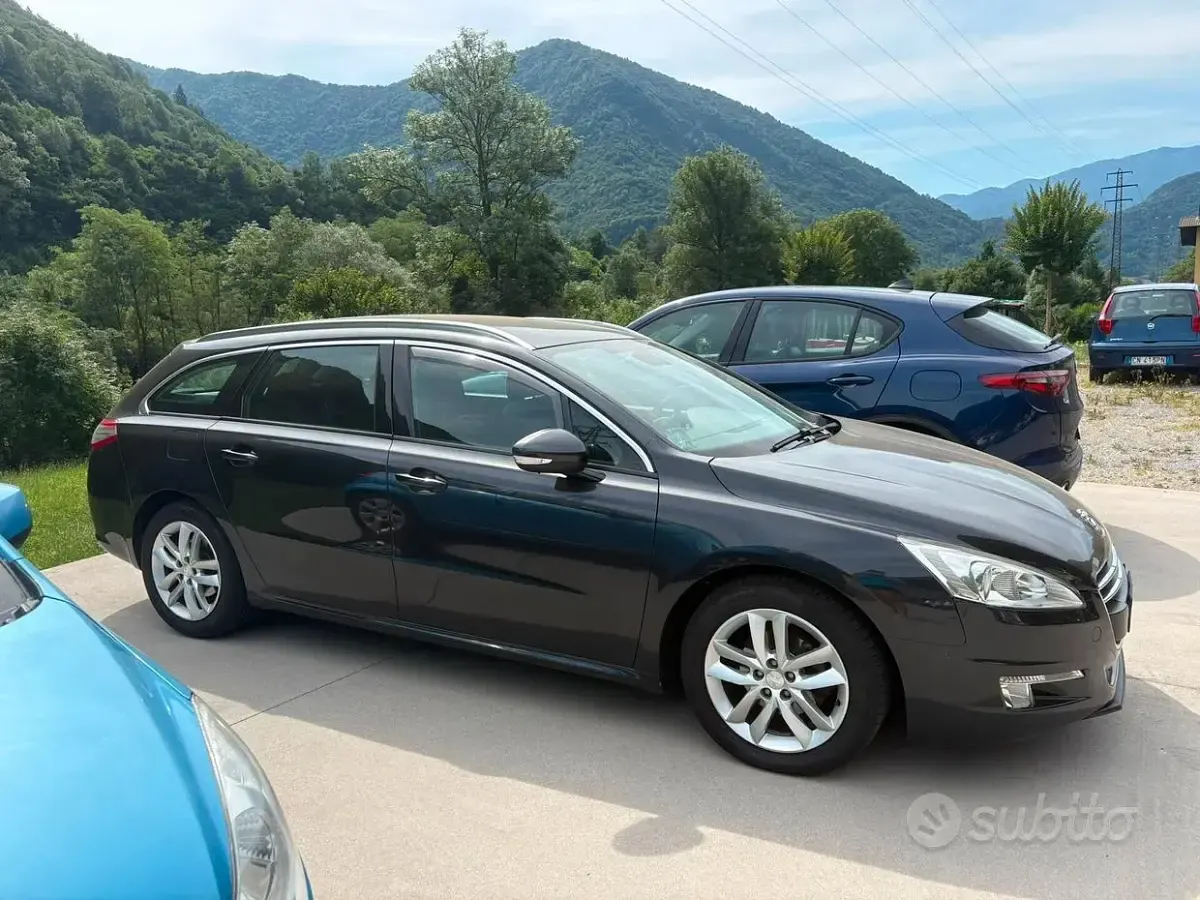 Usata Peugeot 508 Access 140 CV (102 kW) 2011 Nero Berlina