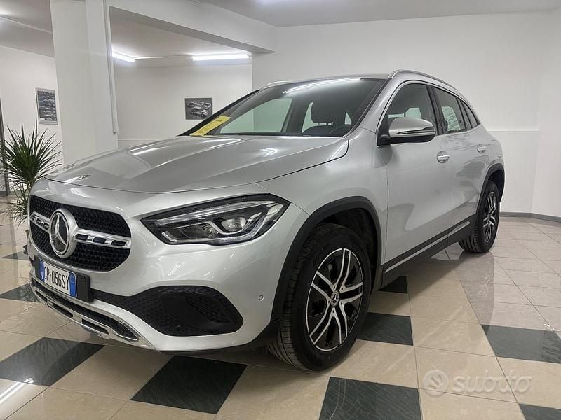 Usata Mercedes GLA200 Executive 150 CV (110 kW) 2023 Grigio SUV