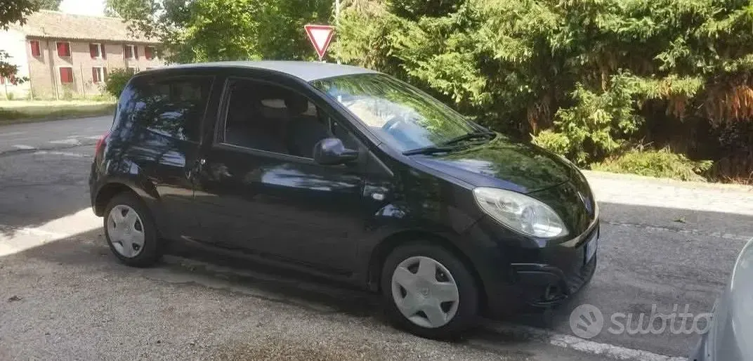 Usata Renault Twingo 58 CV (42 kW) 2007 Nero Utilitaria