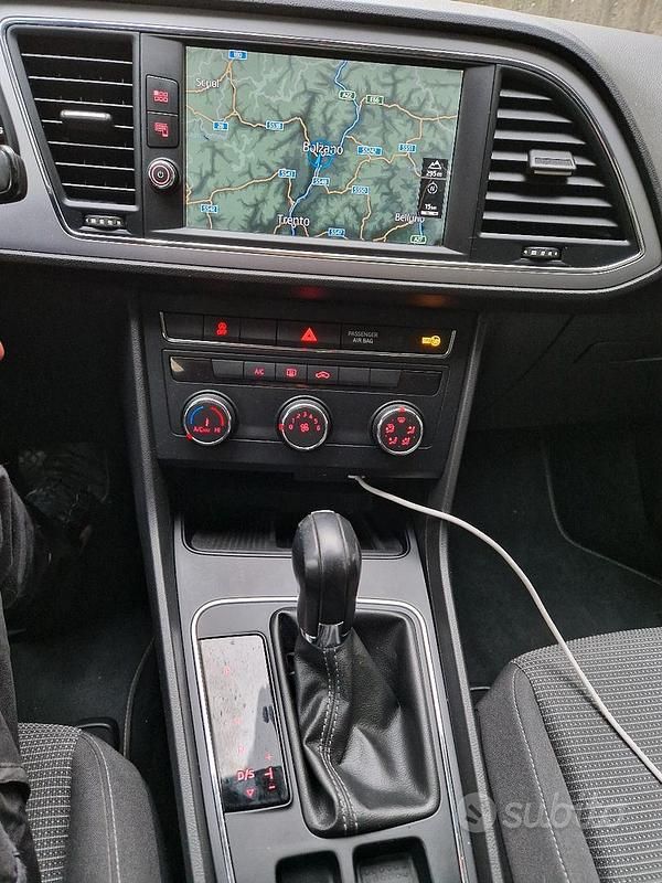 Usata Seat Leon 115 CV (84 kW) 2017 Grigio Station wagon