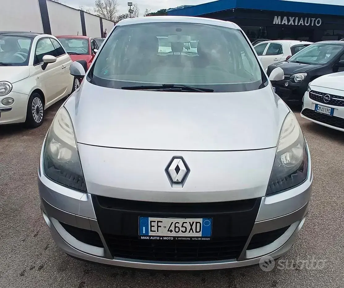 Usata Renault Scenic E-Tech 110 CV (80 kW) 2011 Arancione Monovolume