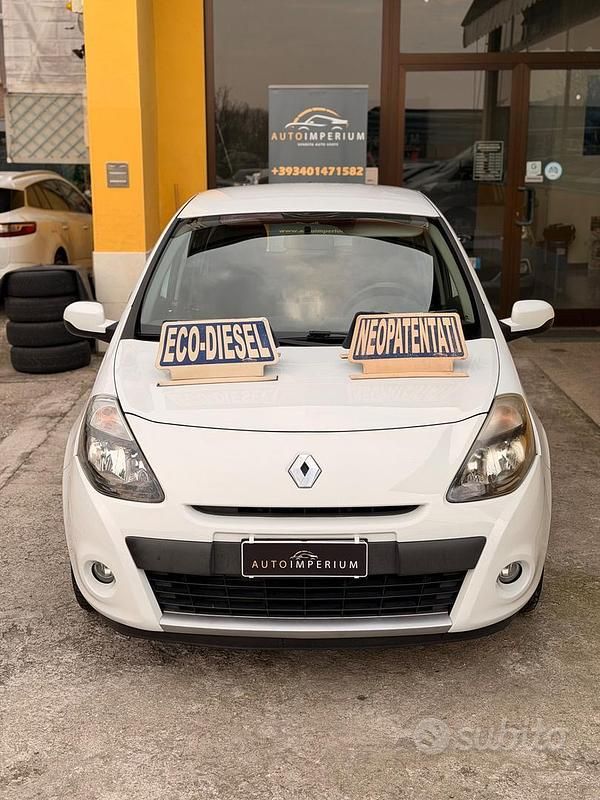 Usata Renault Clio IV Dynamique 75 CV (55 kW) 2012 Bianco Berlina