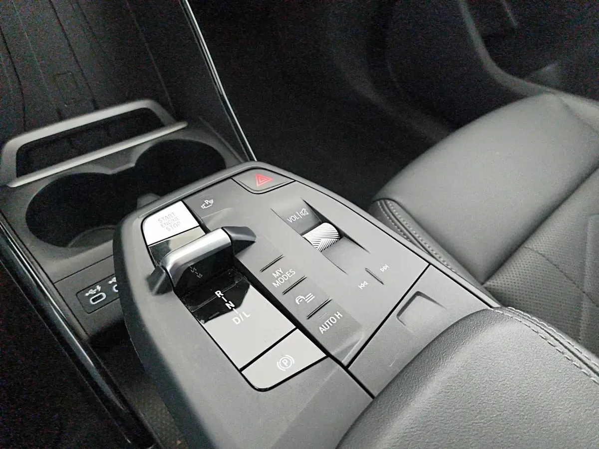 Usata BMW 218 Active Tourer Comfort Edition 136 CV (100 kW) 2023 Nero Monovolume