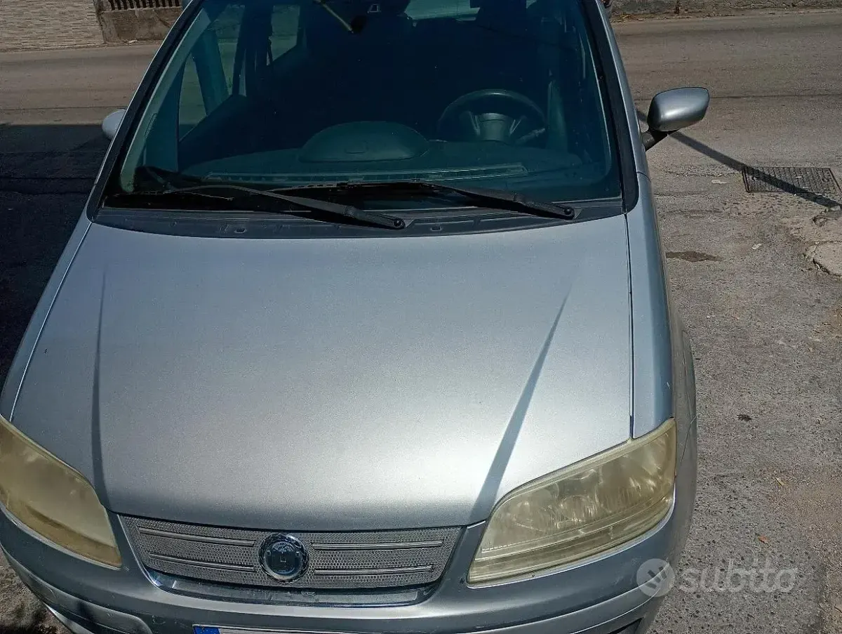Usata Fiat Idea 69 CV (50 kW) 2008 Grigio Monovolume