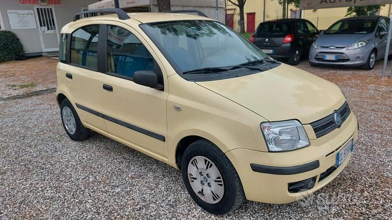 Usata Fiat Panda Dynamic 60 CV (44 kW) 2004 Giallo Berlina